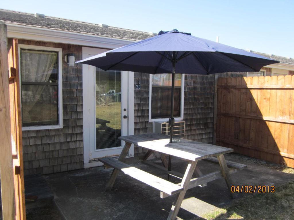 The Club At Cape Cod Hotel Dennisport Exterior photo